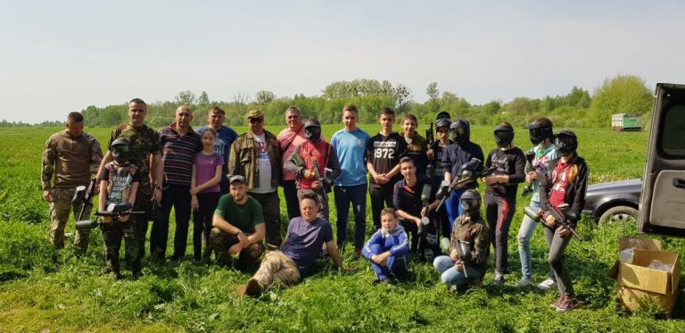 ВІЙСЬКОВО-ПАТРІОТИЧНІ НАВЧАННЯ МОЛОДІ ЯМНИЦЬКОЇ ОТГ