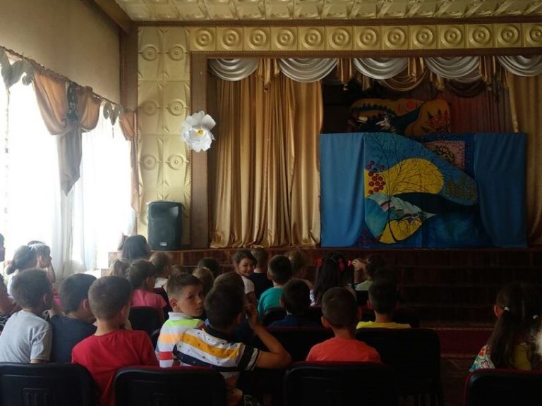 ТЕАТРАЛЬНЕ ДІЙСТВО ДЛЯ МАЛЕНЬКИХ ЖИТЕЛІВ ЯМНИЦЬКОЇ ОТГ