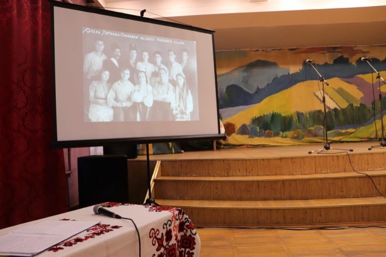 У ВИРІЙ ВІДЛЕТІЛИ ВЖЕ ЛІТА, ЛИШ СПОГАДИ ЛИШИЛИСЬ НЕЗАБУТІ…