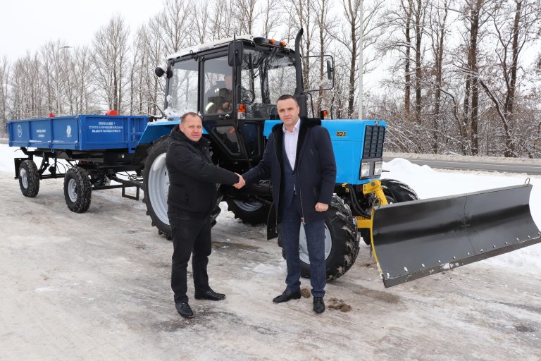 КОМУНАЛЬНЕ ПІДПРИЄМСТВО “ЯМНИЦЯ” ОТРИМАЛО НОВИЙ ТРАКТОР