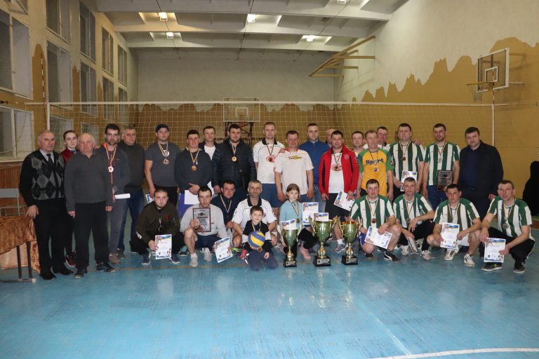 ВОЛЕЙБОЛЬНИЙ ЕТАП ІІ СПАРТАКІАДИ СЕРЕД МОЛОДІ ЯМНИЦЬКОЇ ОТГ