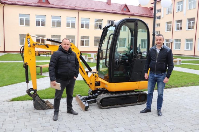ПРИДБАНО МІНІ-ЕКСКАВАТОР ДЛЯ ПОТРЕБ КП “ЯМНИЦЯ”