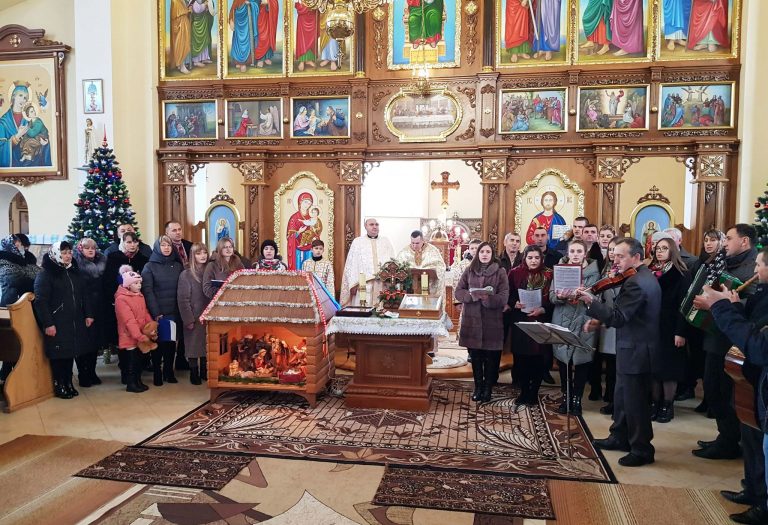 ПАРАФІЯ РІЗДВА ХРИСТОВОГО СЕЛА СІЛЕЦЬ ВІДСВЯТКУВАЛА ХРАМОВИЙ ПРАЗНИК