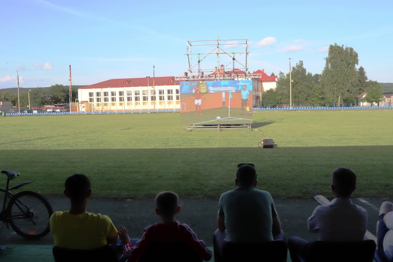 ЯМНИЦЬКА ГРОМАДА ВТРЕТЄ ГУРТОМ ПІДТРИМУВАЛА УКРАЇНСЬКУ ЗБІРНУ У ВИРІШАЛЬНОМУ МАТЧІ ГРУПОВОГО ЕТАПУ НА ЄВРО-2020
