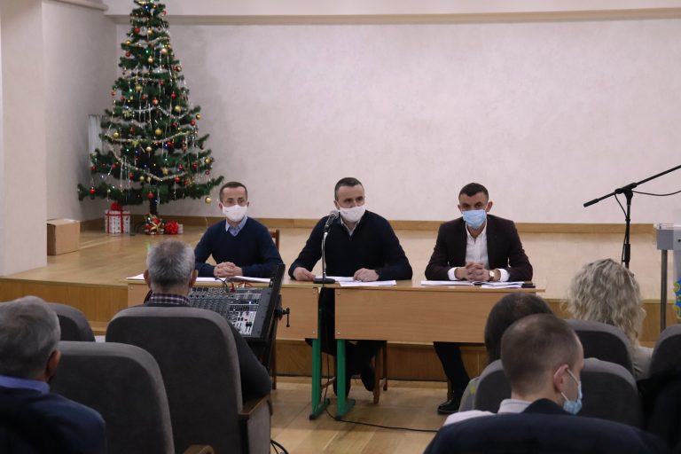 ОДИНАДЦЯТА СЕСІЯ ЯМНИЦЬКОЇ СІЛЬСЬКОЇ РАДИ