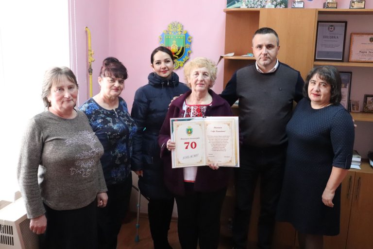 ПРАЦІВНИЦЮ КУЛЬТУРИ ПРИВІТАЛИ З ЮВІЛЕЄМ 70-РІЧЧЯ