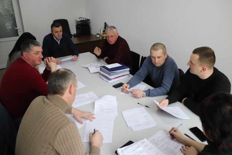 ЗАСІДАННЯ ПОСТІЙНОЇ КОМІСІЇ ЯМНИЦЬКОЇ СІЛЬСЬКОЇ РАДИ З ПИТАНЬ ЗЕМЕЛЬНИХ ВІДНОСИН