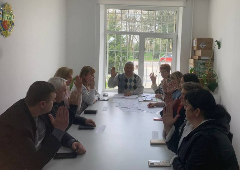 ЗАСІДАННЯ КОМІСІЇ ЯМНИЦЬКОЇ СІЛЬСЬКОЇ РАДИ З ПИТАНЬ ЗАХИСТУ ПРАВ ДИТИНИ