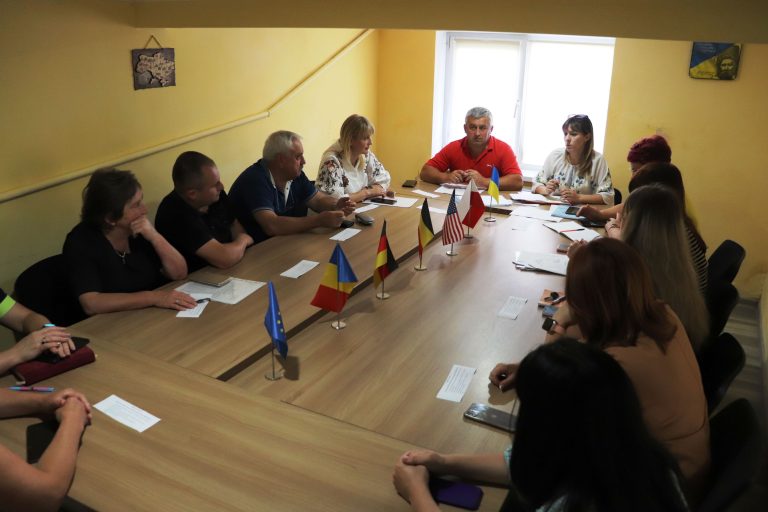 ЗАСІДАННЯ КОМІСІЇ ЯМНИЦЬКОЇ СІЛЬСЬКОЇ РАДИ З ПИТАНЬ ЗАХИСТУ ПРАВ ДИТИНИ