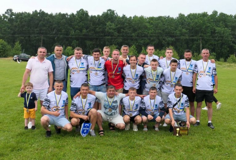 ФК “СОКІЛ” (ПАВЛІВКА) СТАВ БРОНЗОВИМ ПРИЗЕРОМ ЧЕМПІОНАТУ ІВАНО-ФРАНКІВСЬКОГО РАЙОНУ З ФУТБОЛУ СЕЗОНУ 2022/2023