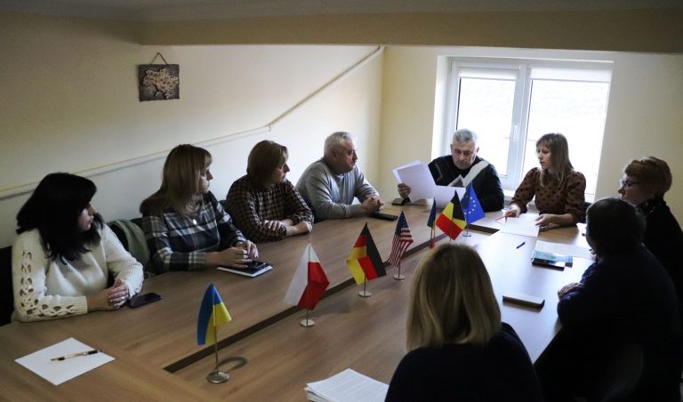 ЗАСІДАННЯ КОМІСІЇ ЯМНИЦЬКОЇ СІЛЬСЬКОЇ РАДИ З ПИТАНЬ ЗАХИСТУ ПРАВ ДИТИНИ
