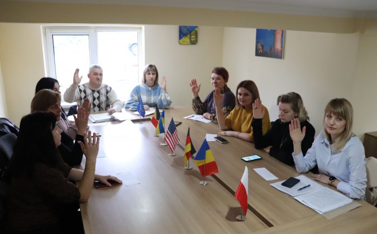 ЗАСІДАННЯ КОМІСІЇ ЯМНИЦЬКОЇ СІЛЬСЬКОЇ РАДИ З ПИТАНЬ ЗАХИСТУ ПРАВ ДИТИНИ
