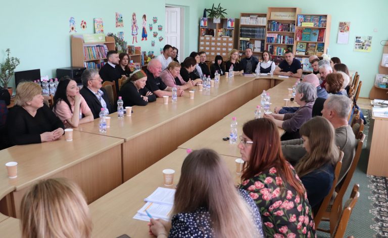 ЗУСТРІЧ З РОДИНАМИ ЗАГИБЛИХ ГЕРОЇВ ЯМНИЦЬКОЇ ТГ