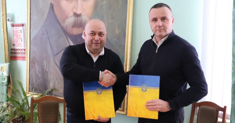 ЄДНІСТЬ У ДІЇ: ЯМНИЦЬКА ТГ ПІДПИСАЛА МЕМОРАНДУМ ПРО ПАРТНЕРСТВО З БУРИНСЬКОЮ ГРОМАДОЮ СУМСЬКОЇ ОБЛАСТІ