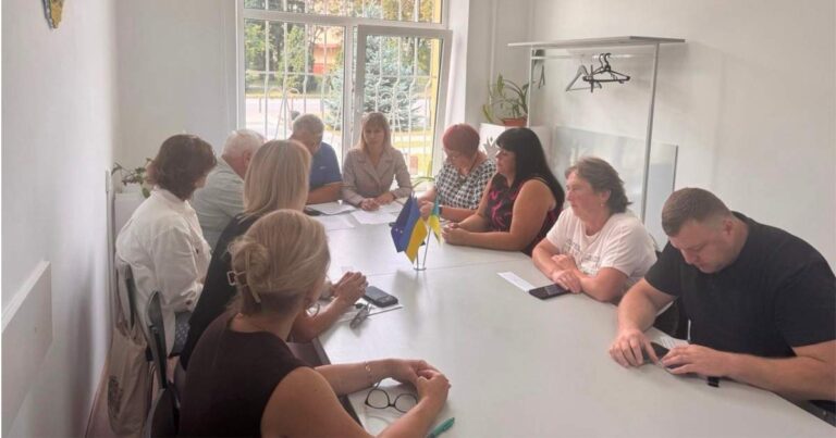 ЗАСІДАННЯ КОМІСІЇ ЯМНИЦЬКОЇ СІЛЬСЬКОЇ РАДИ З ПИТАНЬ ЗАХИСТУ ПРАВ ДИТИНИ