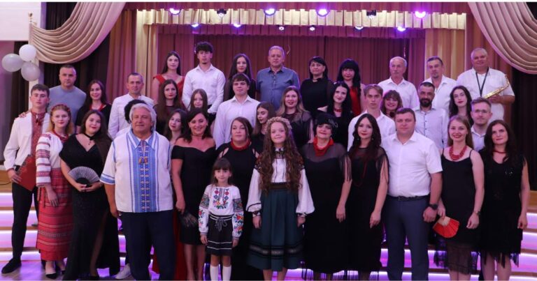 НАРОДНИЙ АМАТОРСЬКИЙ ХОР БУДИНКУ КУЛЬТУРИ СЕЛА ПАВЛІВКА ПІДТВЕРДИВ СВОЄ ПОЧЕСНЕ ЗВАННЯ