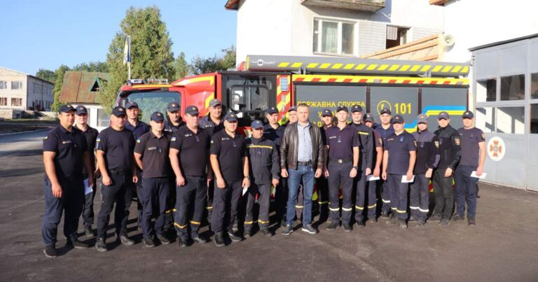 РОМАН КРУТИЙ ПРИВІТАВ РЯТУВАЛЬНИКІВ ІЗ ПРОФЕСІЙНИМ СВЯТОМ