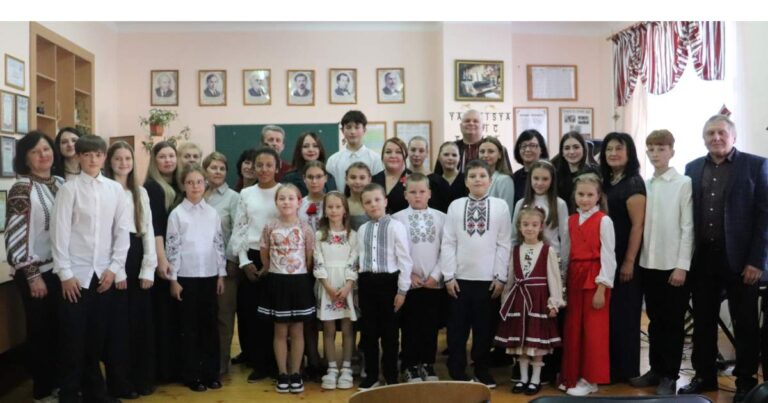 “В СЕРЦІ, МУЗИКО, ЗВУЧИ!”: У ЯМНИЦЬКІЙ ДМШ ВІДЗНАЧИЛИ МІЖНАРОДНИЙ ДЕНЬ МУЗИКИ